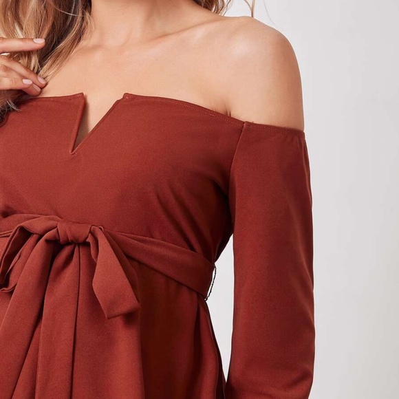 MATERNITY Red Burgundy off shoulder belted blouse - Picture 4 of 10